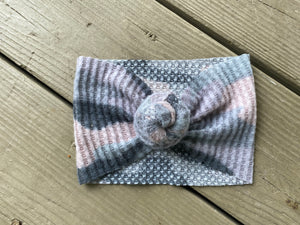 Mystery coordinate knot or bows